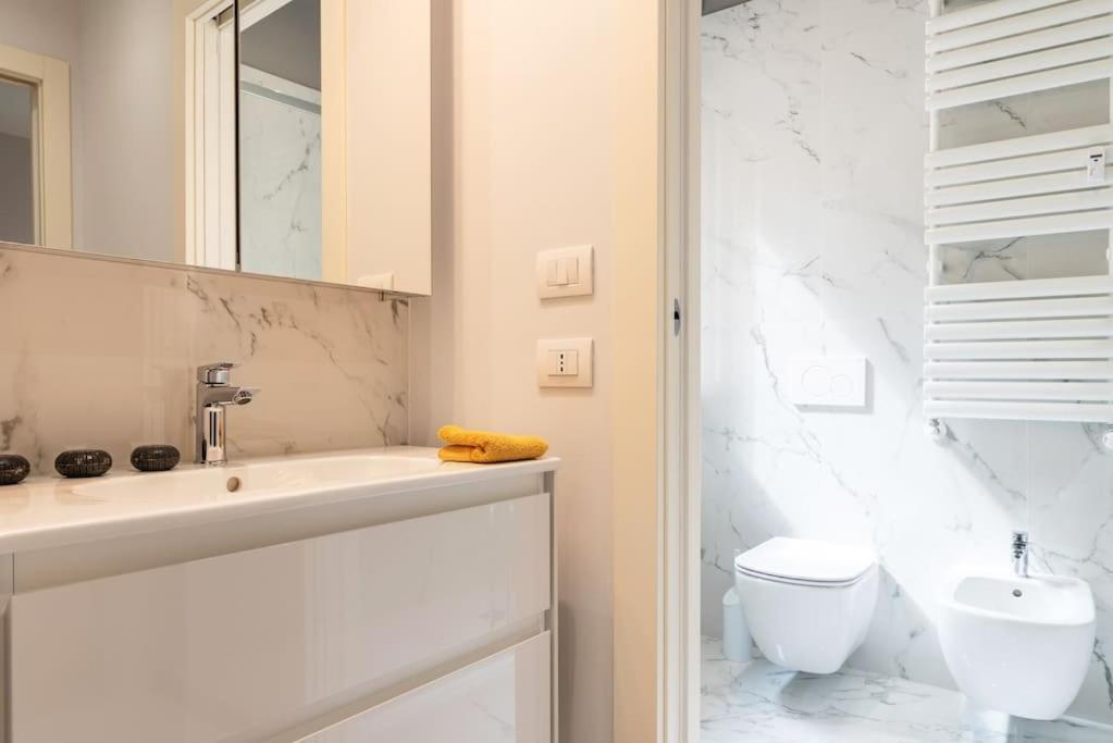 Ceradini Flexyrent A.C. - Wifi Apartamento Milão Exterior foto
