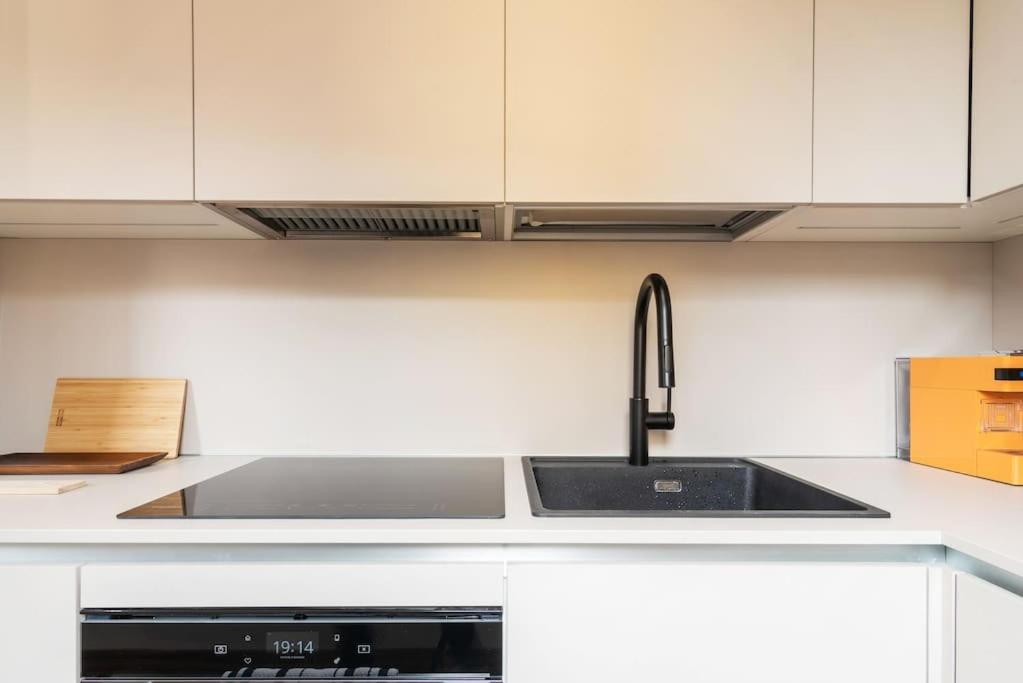 Ceradini Flexyrent A.C. - Wifi Apartamento Milão Exterior foto